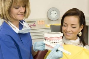 rofessionelle Zahnreinigung ist mehr als nur Zahnstein entfernen.